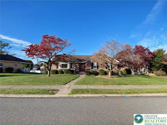 $374,900 | 150 Cherry Street, Hellertown, PA 18055