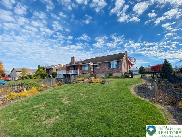 $374,900 | 150 Cherry Street, Hellertown, PA 18055