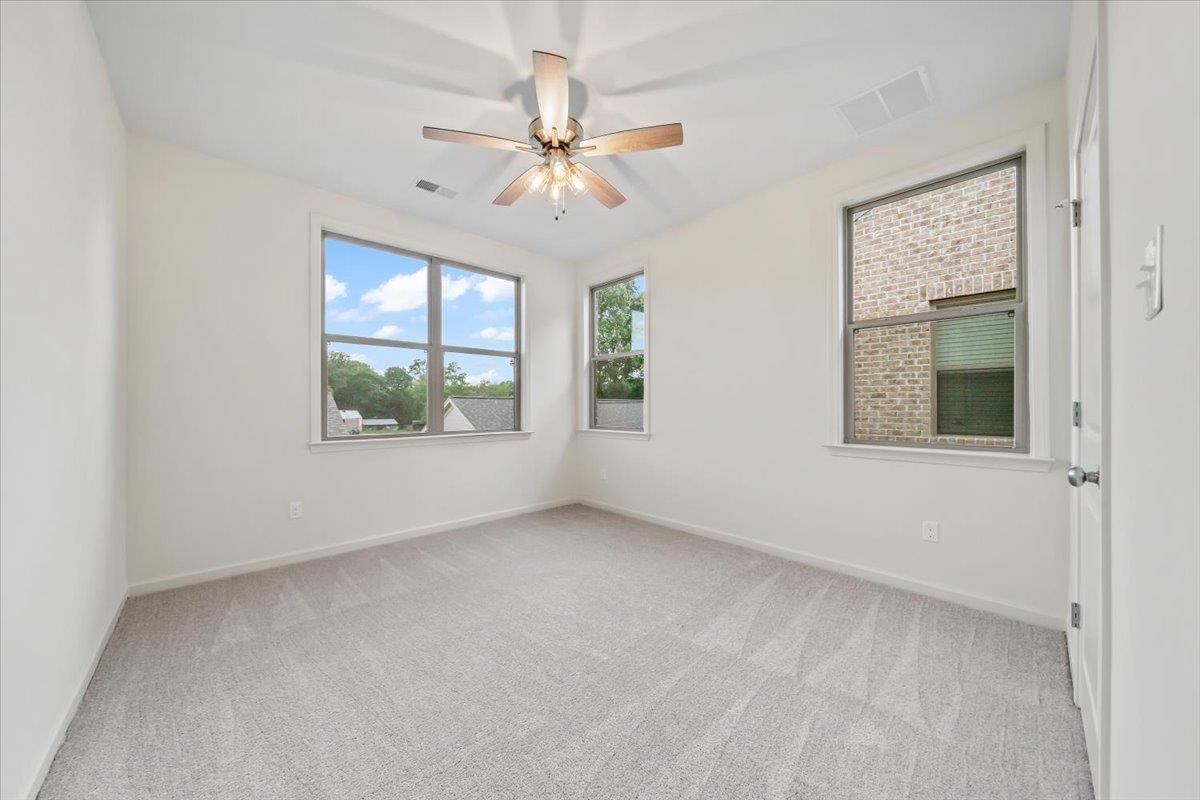 499 Armel Drive Collierville, TN 38017 - Photo 24 of 40 an empty room with a window