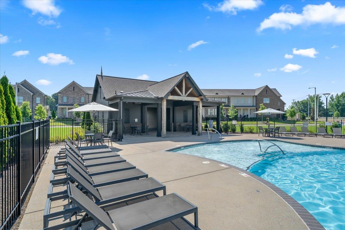 499 Armel Drive Collierville, TN 38017 - Photo 36 of 40 a view of a house with a patio