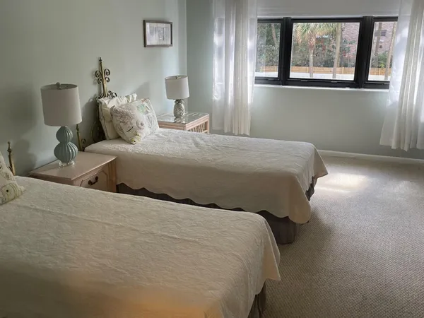$2,700 | 3400 North Ocean Drive, Unit 204, Riviera Beach, FL 33404