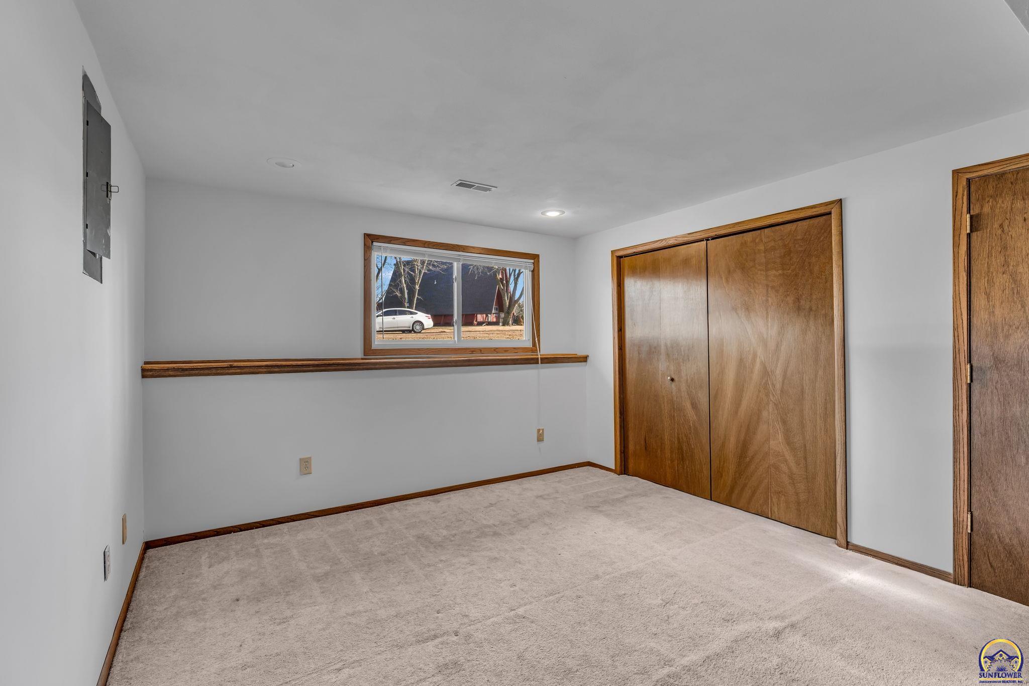 6395 Ridgeview Drive Ozawkie, KS 66070 - Photo 14 of 20