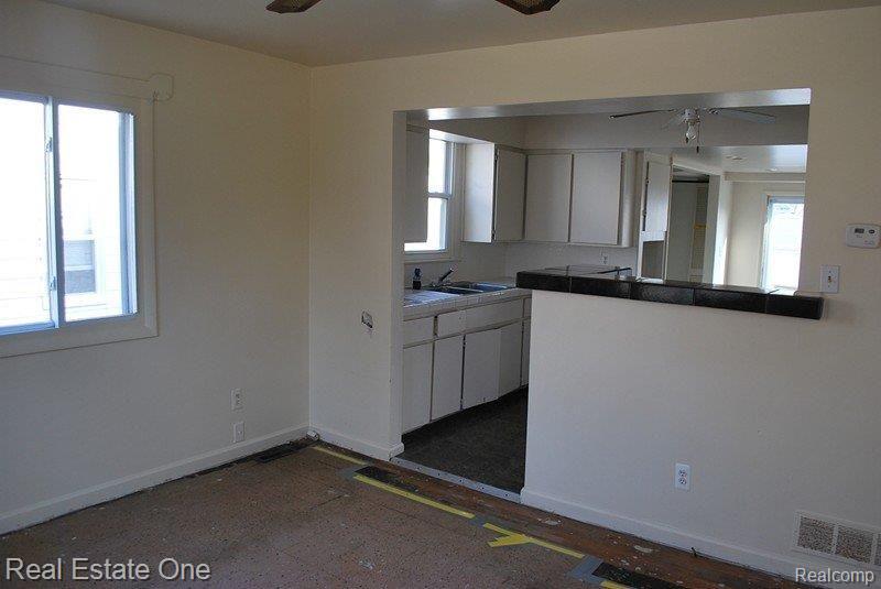 8504 Stephens Road Warren, MI 48089 - Photo 12 of 25 Living-Kitchen.