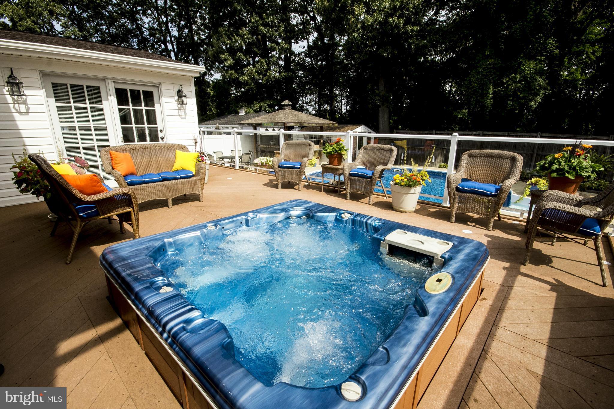 710 Highvilla Road Baltimore, MD 21221 - Photo 5 of 30 an outdoor sitting area with furniture