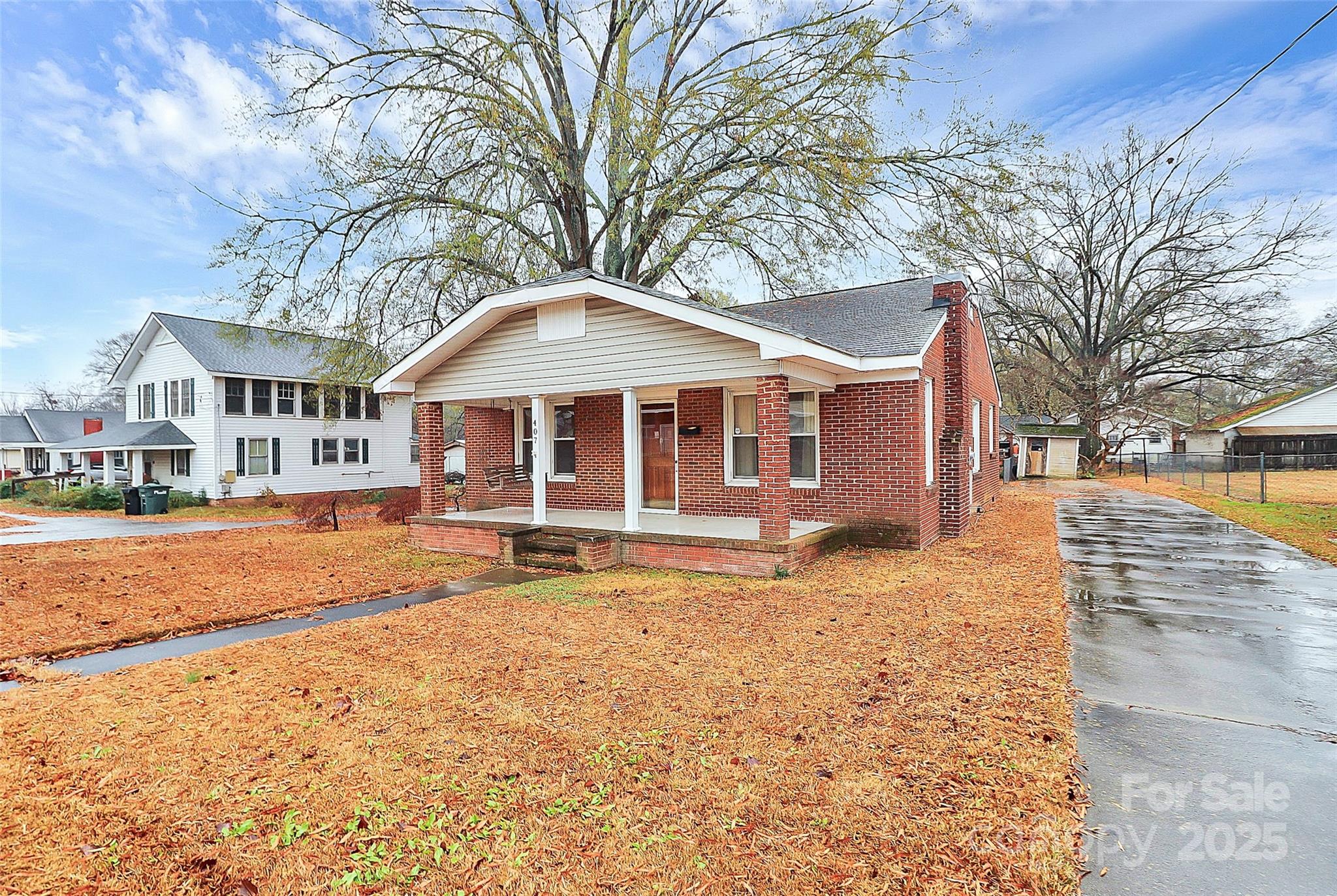 407 West Phifer Street Monroe, NC 28110 - Photo 2 of 30