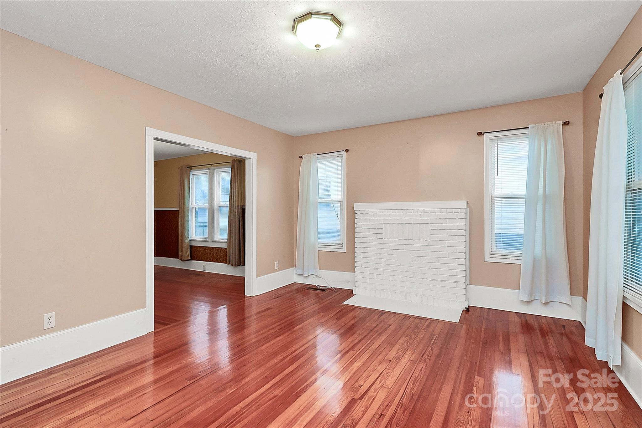 407 West Phifer Street Monroe, NC 28110 - Photo 7 of 30