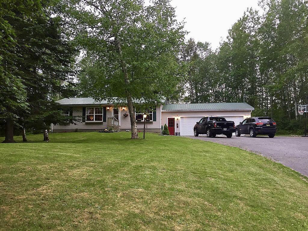 244 Washburn Road Presque Isle, ME 04769 - Photo 2 of 41 fullsizeoutput_63e