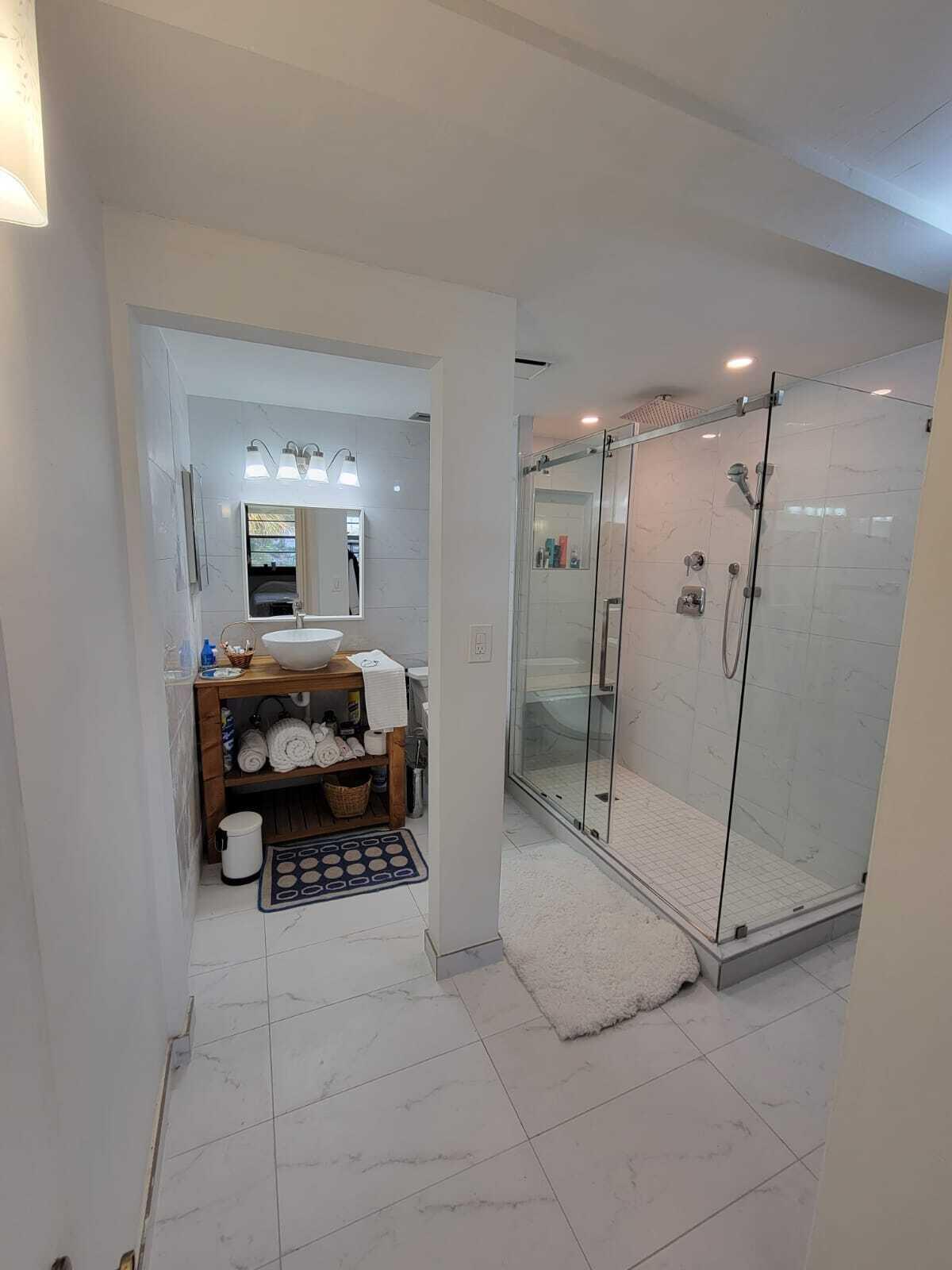 4661 Northwest 2nd Avenue, Unit 602 Boca Raton, FL 33431 - Photo 30 of 34 Master Bath