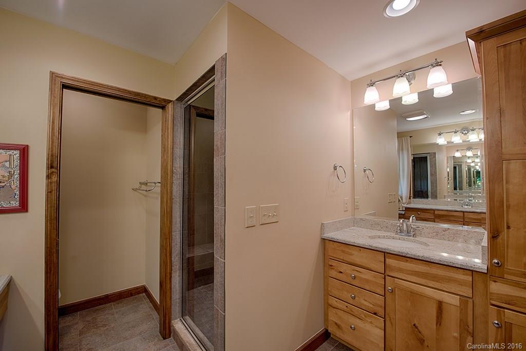 190 River Point Road Canton, NC 28716 - Photo 11 of 24 Gallery Image 11