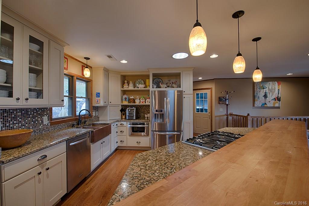 190 River Point Road Canton, NC 28716 - Photo 6 of 24 Gallery Image 6