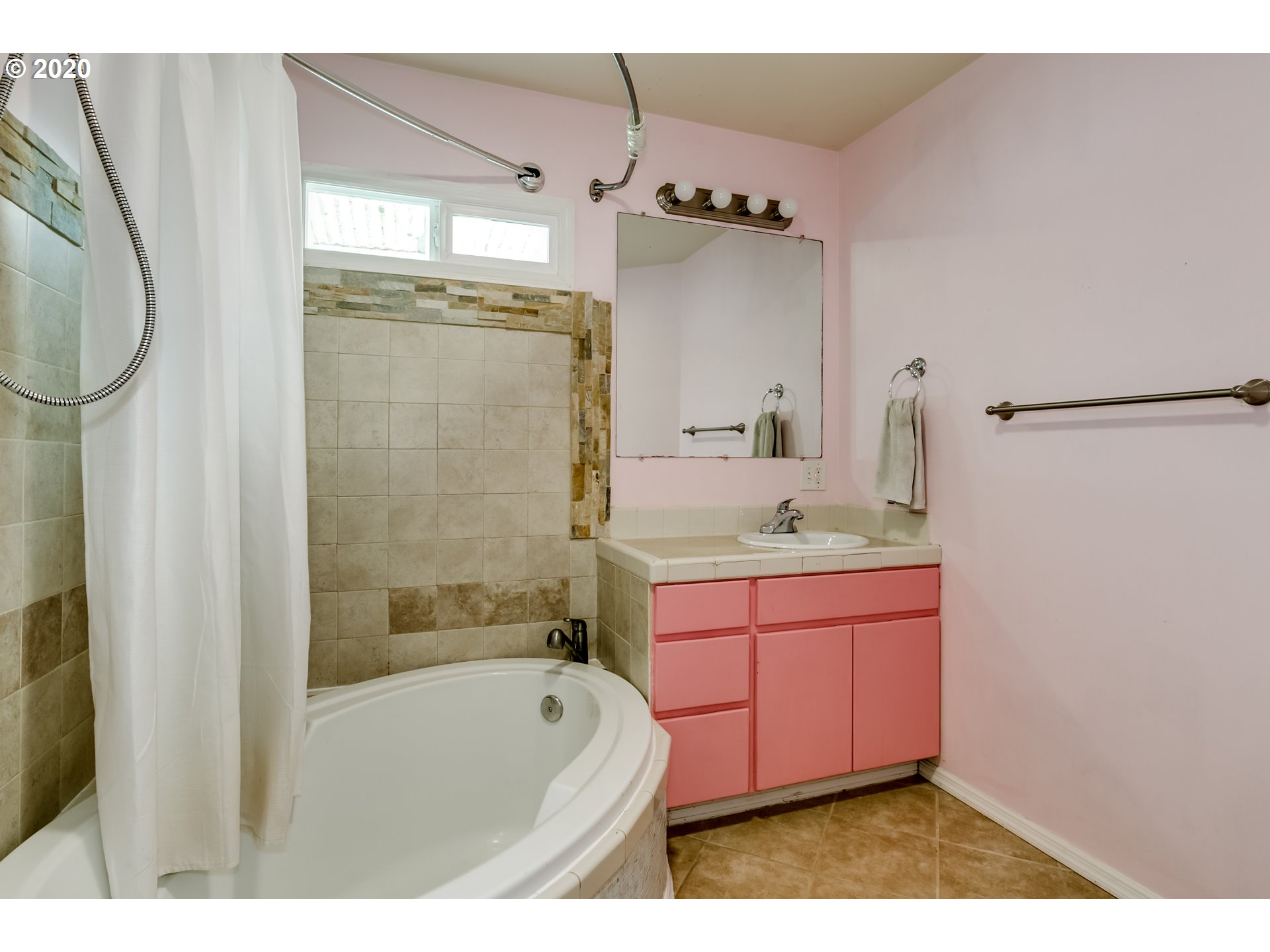 275 Maple Street Eugene, OR 97402 - Photo 16 of 32 Gallery Image 16