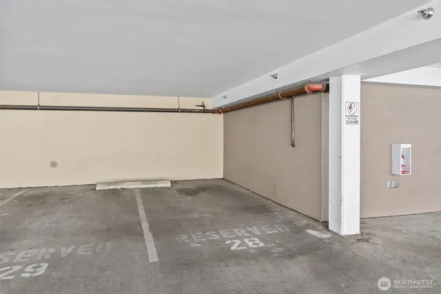 $299,880 | 321 10th Avenue South, Unit 705, Seattle, WA 98144