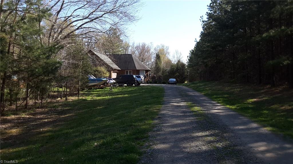 1472 Light Road Thomasville, NC 27360 - Photo 19 of 30