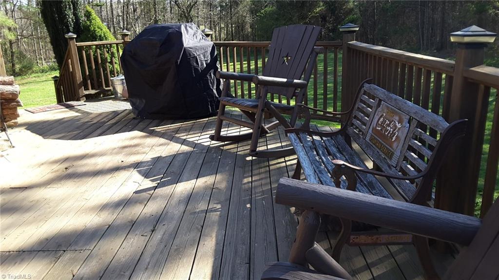 1472 Light Road Thomasville, NC 27360 - Photo 21 of 30