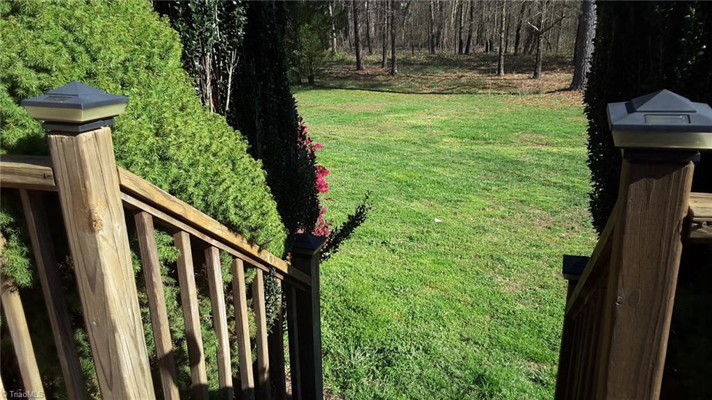 1472 Light Road Thomasville, NC 27360 - Photo 23 of 30
