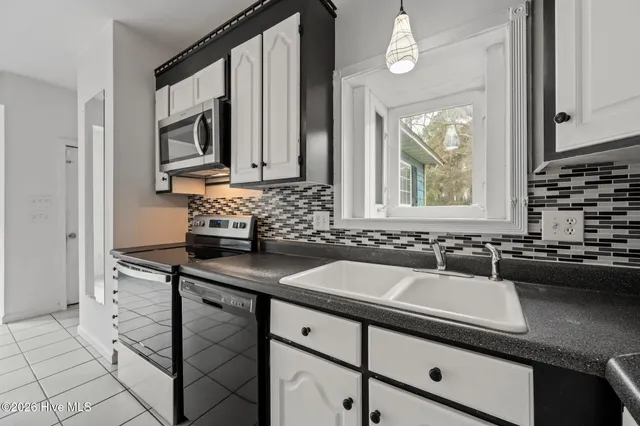 $510,000 | 2462 Highway 24, Beulaville, NC 28518