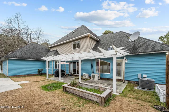 $510,000 | 2462 Highway 24, Beulaville, NC 28518