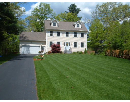 22 Sylvan Road Billerica, MA 01821 - Photo 3 of 29