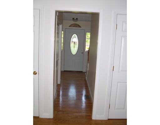 22 Sylvan Road Billerica, MA 01821 - Photo 7 of 29