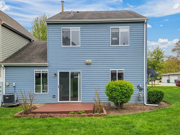 $269,000 | 5218 Willow Court, Gurnee, IL 60031