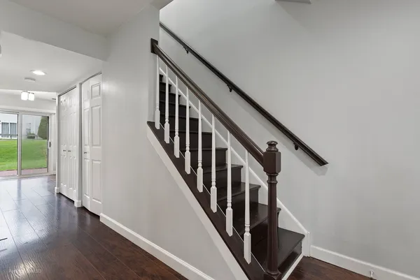 $269,000 | 5218 Willow Court, Gurnee, IL 60031