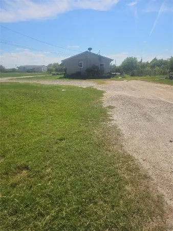 a view of an ocean from a yard