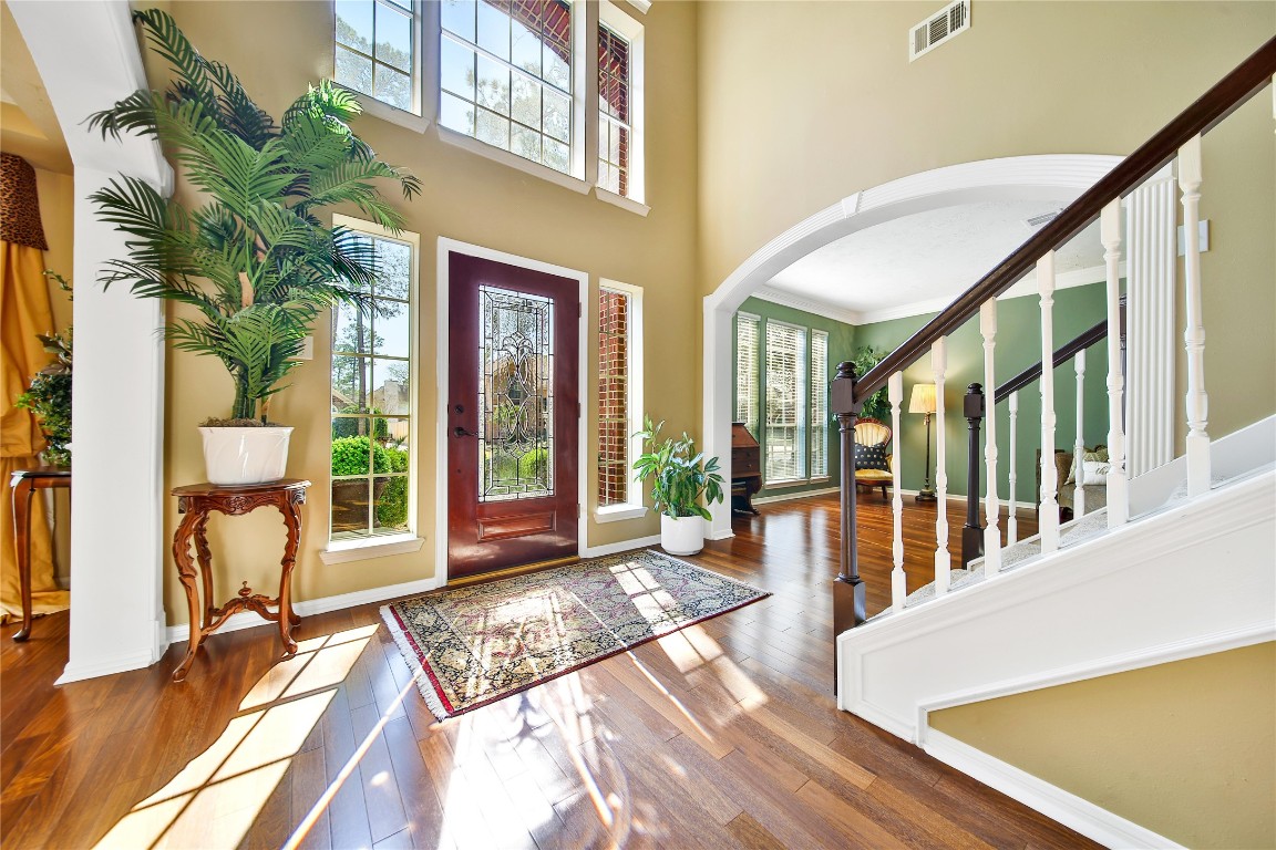 3622 Chessnut Glen Drive Spring, TX 77388 - Photo 2 of 38 a view of an entryway