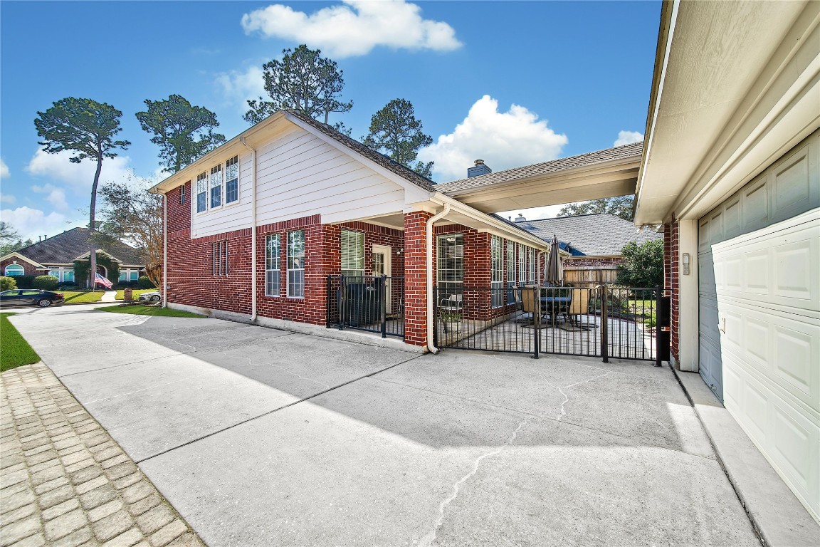 3622 Chessnut Glen Drive Spring, TX 77388 - Photo 31 of 38 a view of a house with a patio