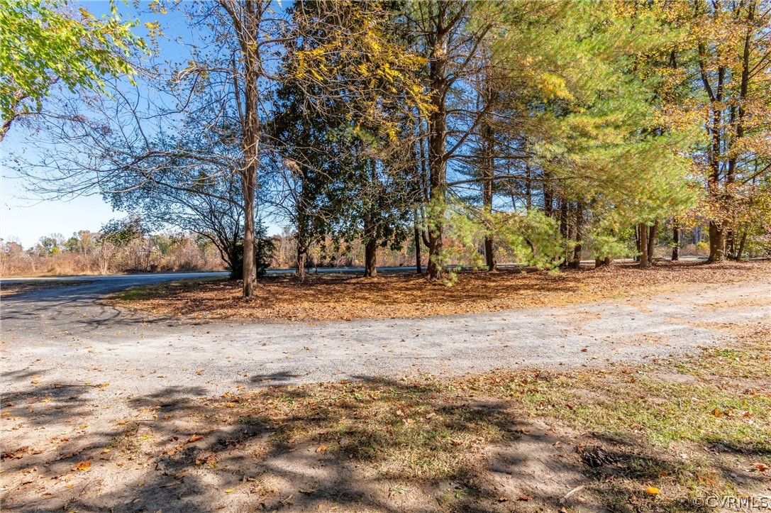 79 Columbia Road Cartersville, VA 23027 - Photo 39 of 42 Gallery Image 39