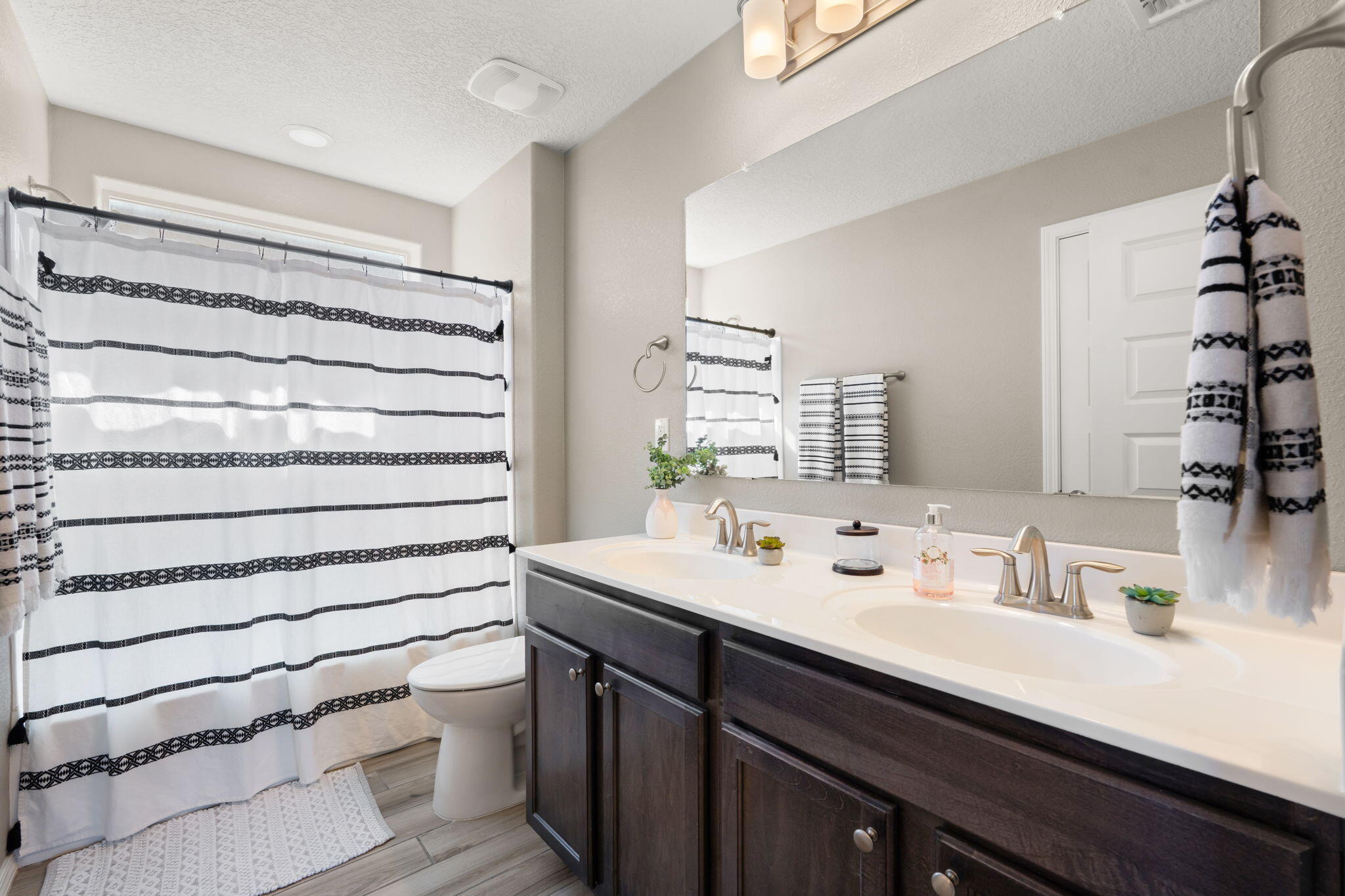 3953 Mountain Trail Loop Northeast Rio Rancho, NM 87144 - Photo 23 of 40 Gallery Image 23