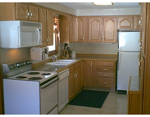 88 Stony Brook Road Raynham, MA 02767 - Photo 5 of 5 Gallery Image 5