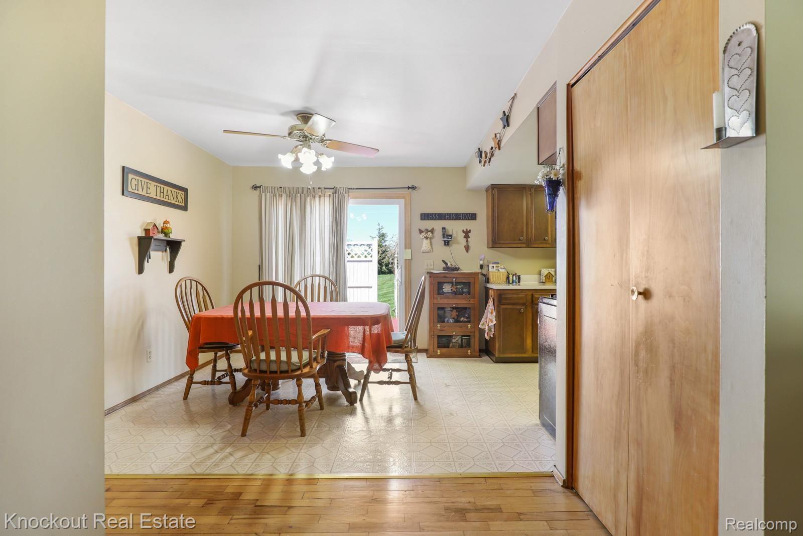 3698 Barnes Road Millington, MI 48746 - Photo 8 of 39 3698 Barnes Rd Millington-11.jpg