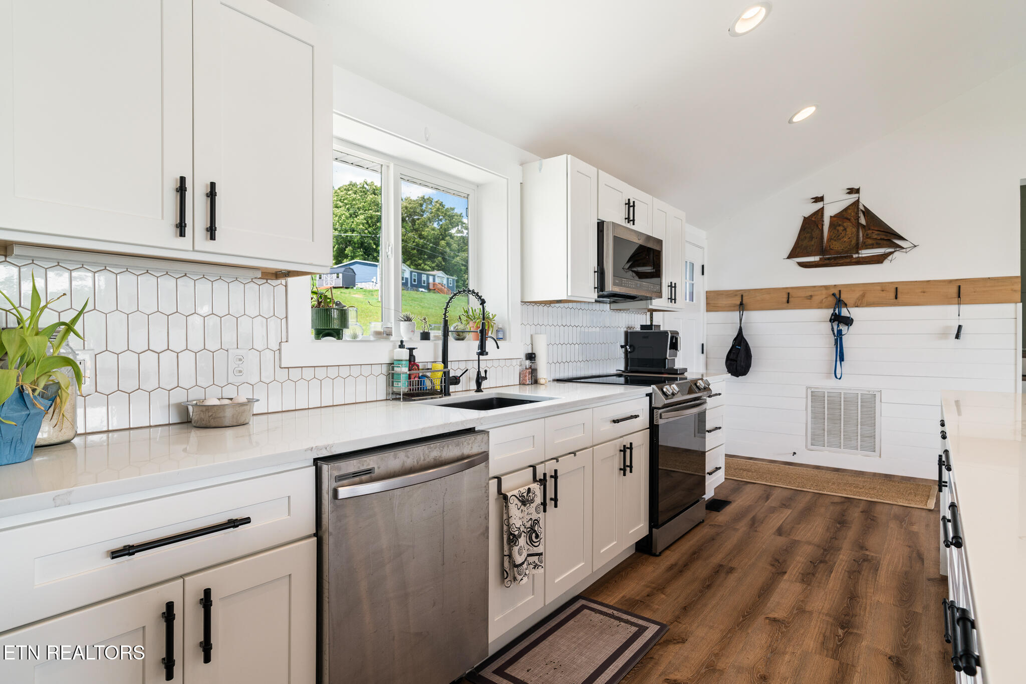 3041 Slate Hill Road Bean Station, TN 37708 - Photo 11 of 51 untitled-13