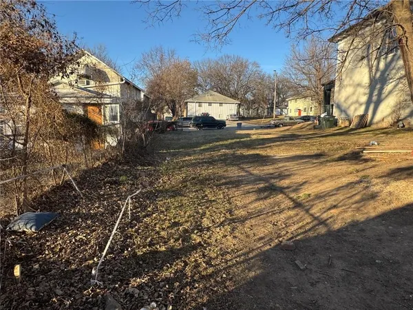 $12,500 | 319 Osage Street, Leavenworth, KS 66048