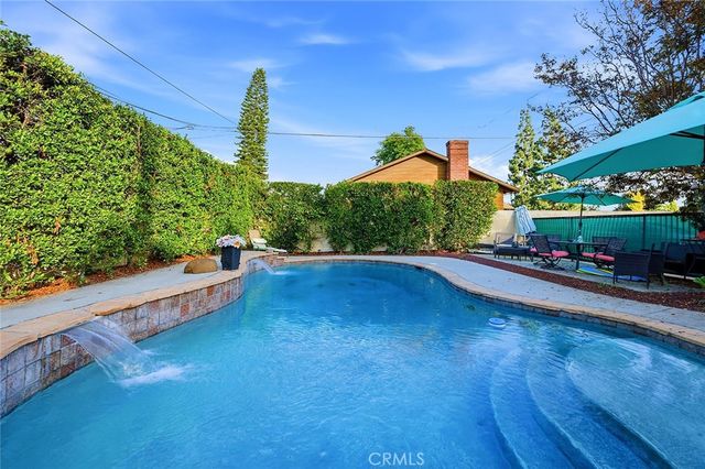 a view of outdoor space yard and patio