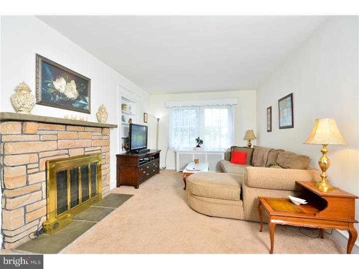 210 South Valley Forge Road Devon, PA 19333 - Photo 3 of 14 Living Room