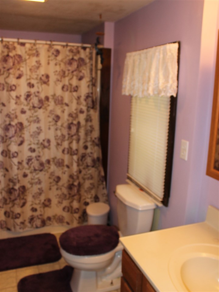 184 Oxbow Road Hinsdale, NH 03451 - Photo 12 of 18
