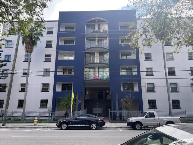 $195,000 | 546 Southwest 1st Street, Unit 611, Miami, FL 33130