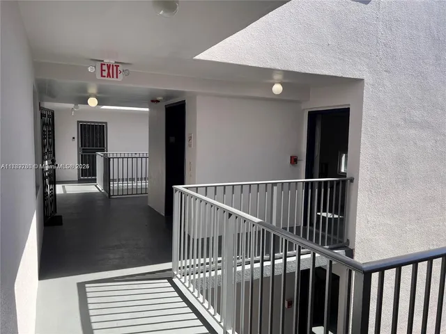 $195,000 | 546 Southwest 1st Street, Unit 611, Miami, FL 33130