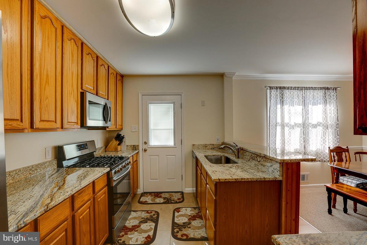 5669 Leiden Road Baltimore, MD 21206 - Photo 11 of 27 Kitchen
