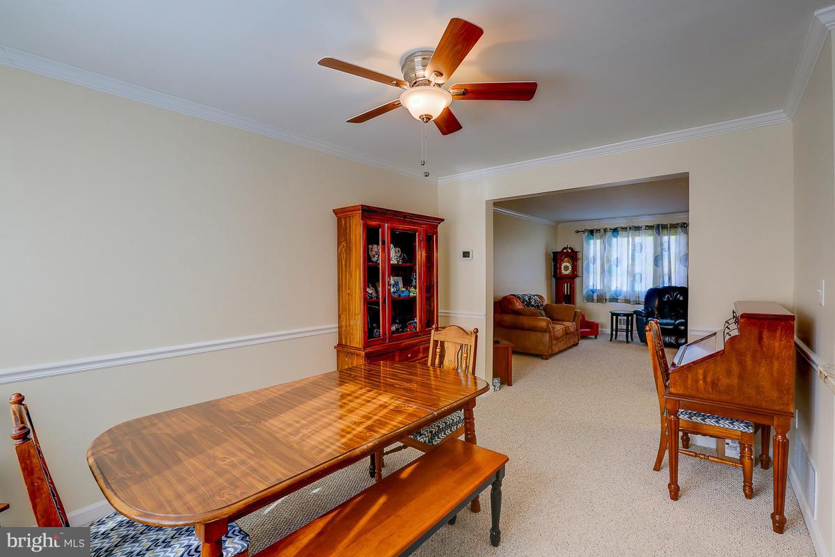 5669 Leiden Road Baltimore, MD 21206 - Photo 14 of 27 Dining Room
