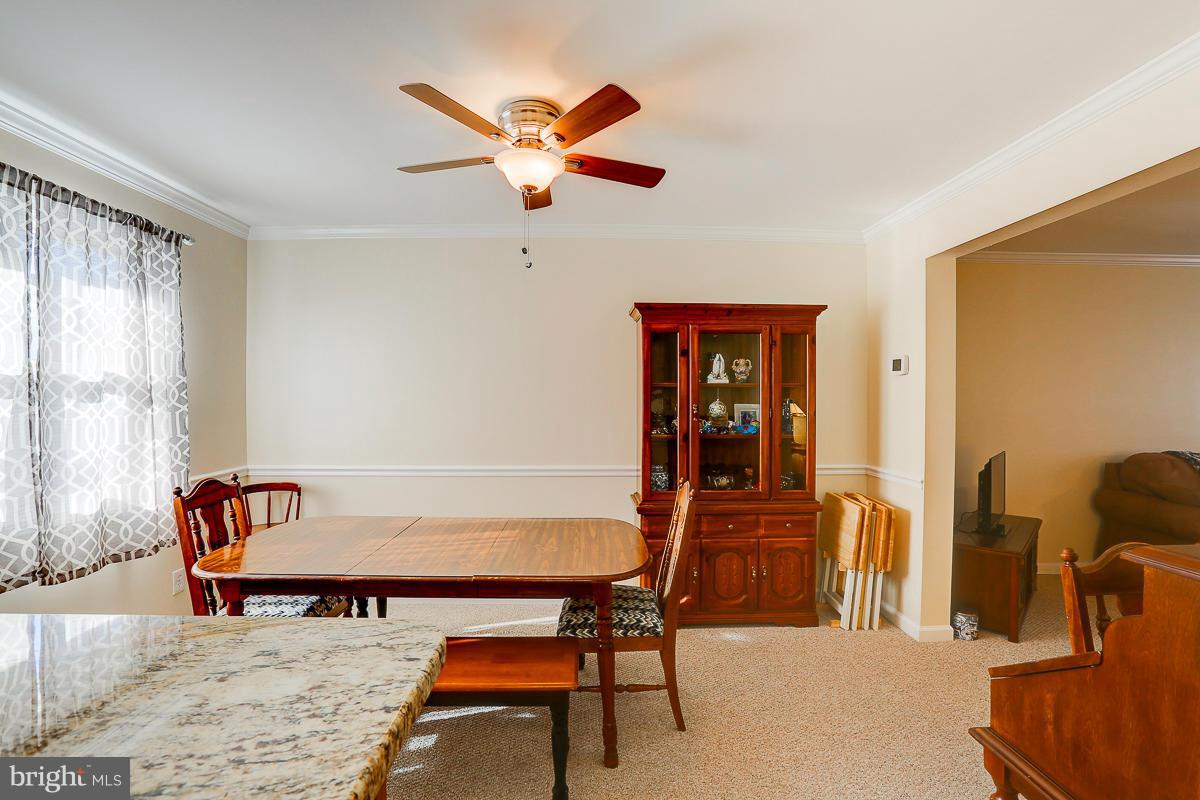 5669 Leiden Road Baltimore, MD 21206 - Photo 15 of 27 Dining Room