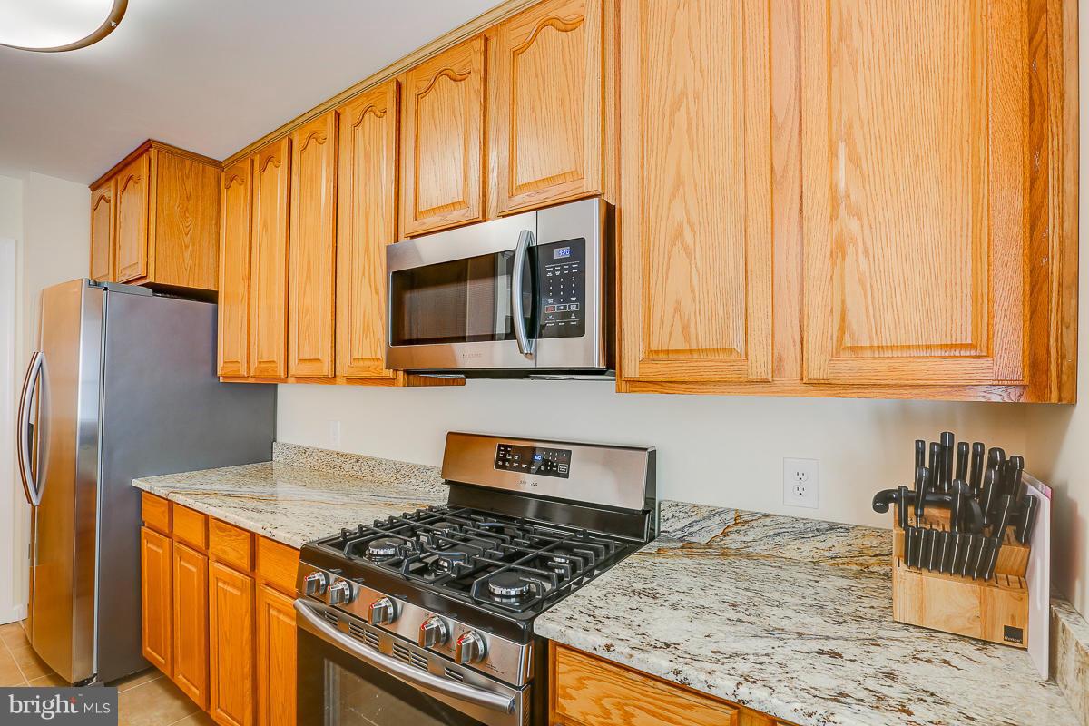 5669 Leiden Road Baltimore, MD 21206 - Photo 7 of 27 Kitchen