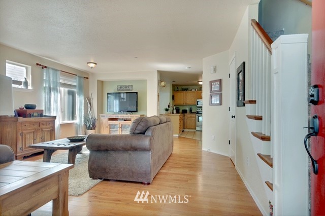 1436 Rooklidge Street DuPont, WA 98327 - Photo 7 of 24 Gallery Image 7