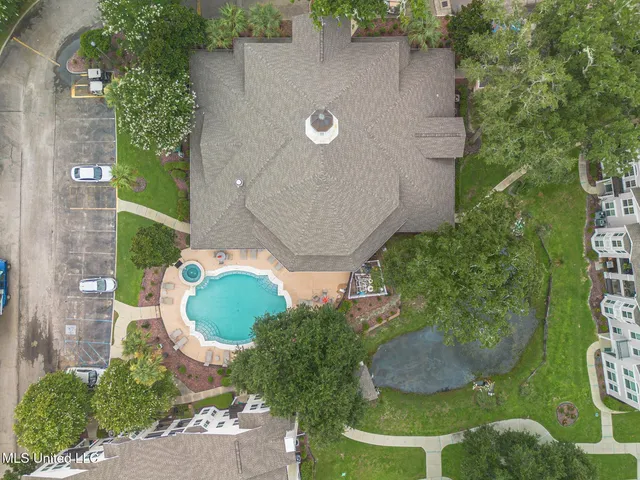 $330,000 | 2252 Beach Drive, Unit 2502, Gulfport, MS 39507