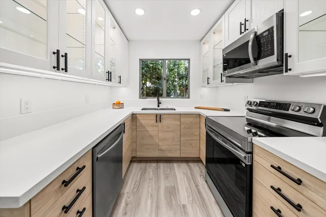 $7,700 | 1418 Alta Vista Road, Unit A, Santa Barbara, CA 93103