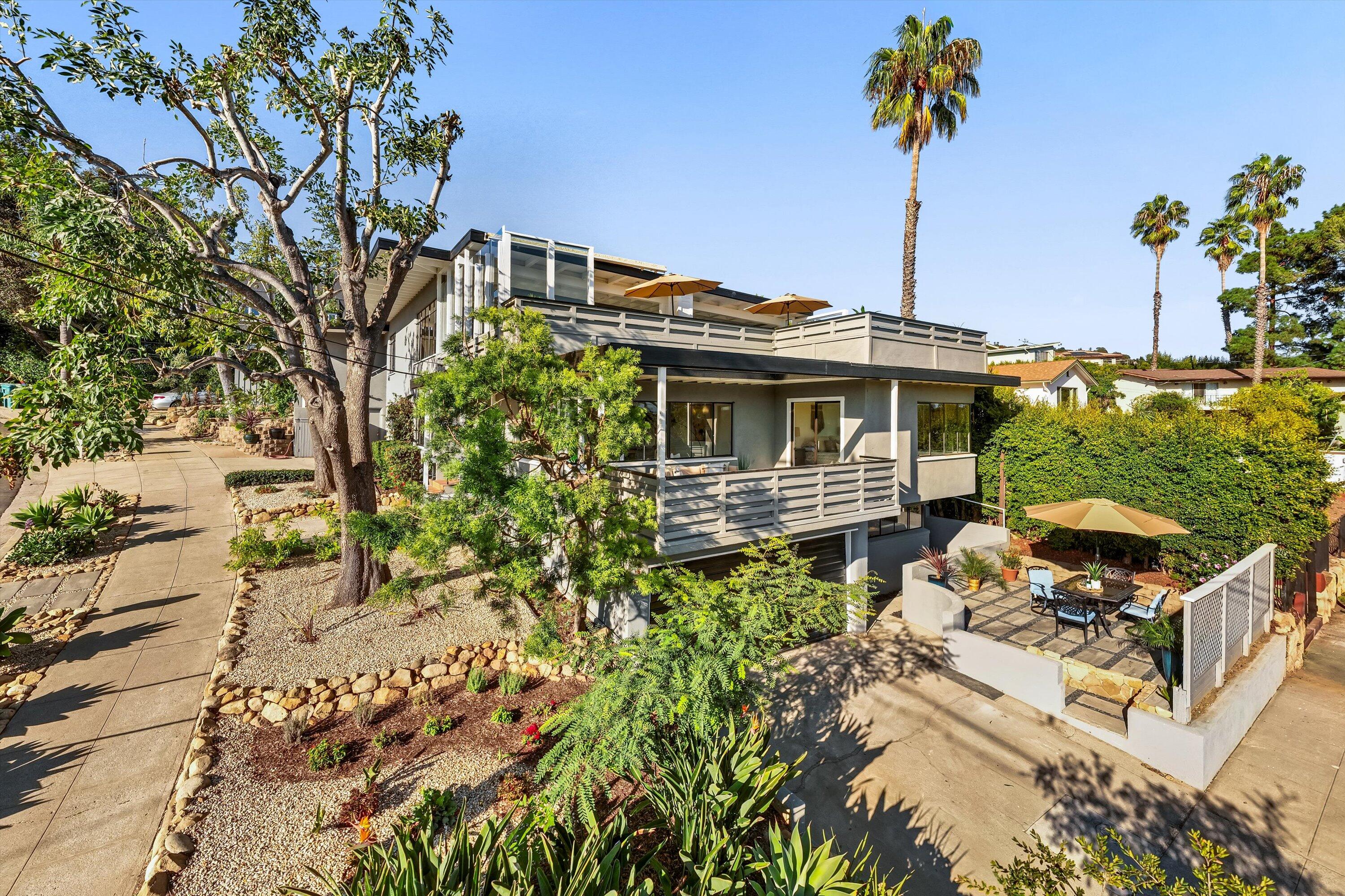 1418 Alta Vista Road, Unit A Santa Barbara, CA 93103 - Photo 27 of 31 Property w/ patio