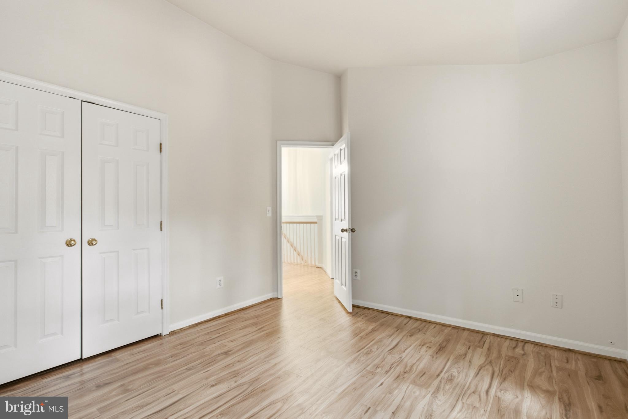 6504 Hubbardton Way Springfield, VA 22150 - Photo 6 of 42 Gallery Image 6