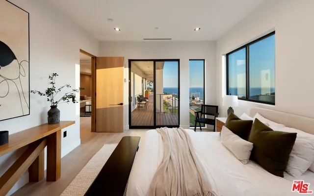 $5,995,000 | 5877 Trancas Canyon Road, Malibu, CA 90265