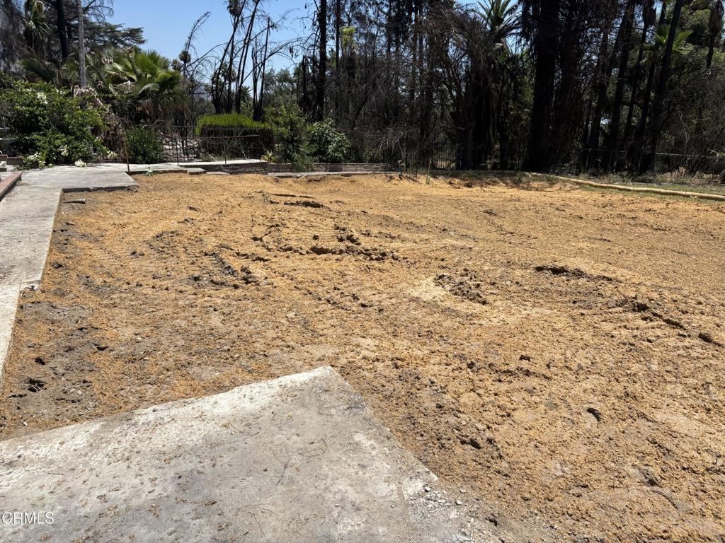 1125 Rubio Street Altadena, CA 91001 - Photo 6 of 23 a view of swimming pool of the house
